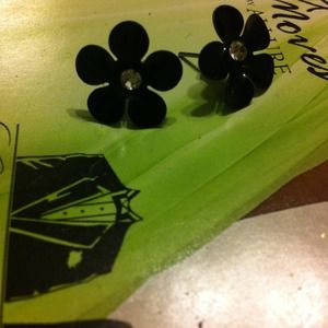 Lovely flower earrings