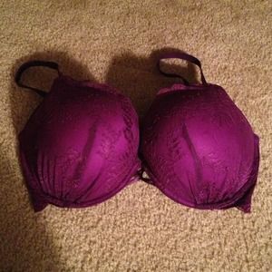 Victoria's Secret Miraculous Plunge Bra