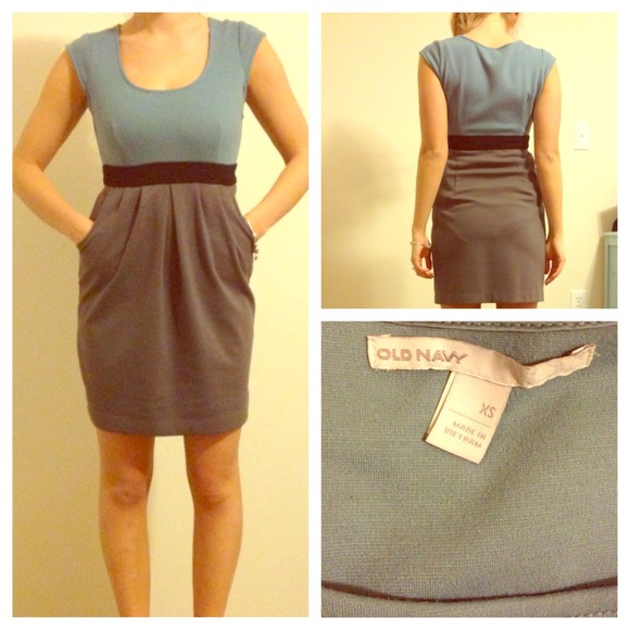 SOLD!! REDUCED🌟Colorblock Old Navy Dress