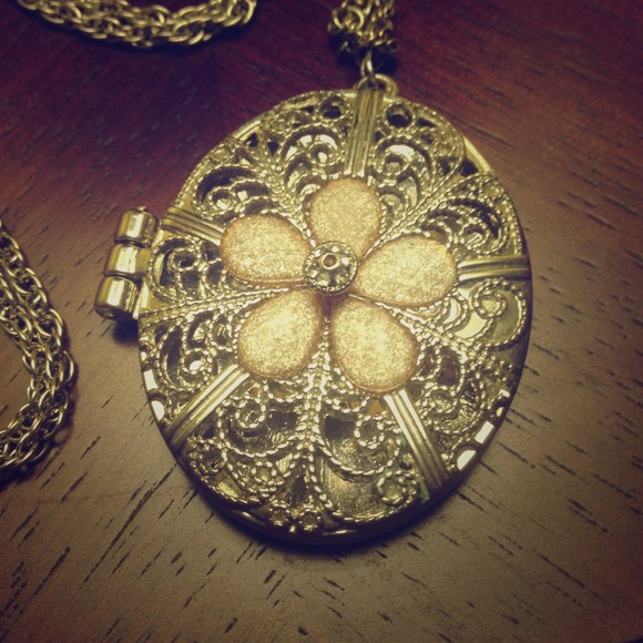 Antique-esque Flower Locket