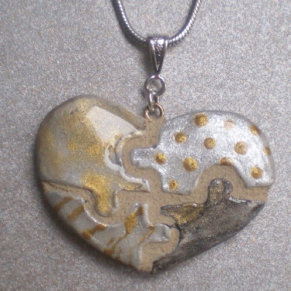 Heart charm necklace