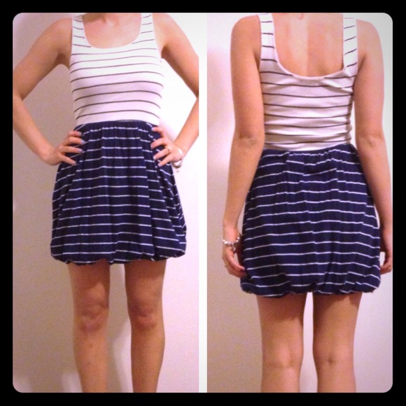 SOLD🌟REDUCED! Navy/Cream Striped Dress