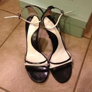 **SOLD** Gianni Bini black and white strappy heels
