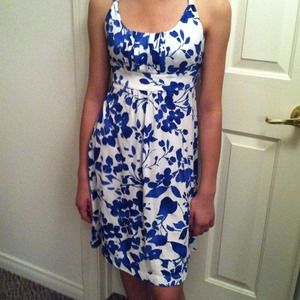 🔥Reduced🔥American Eagle Floral dress.Can bargain