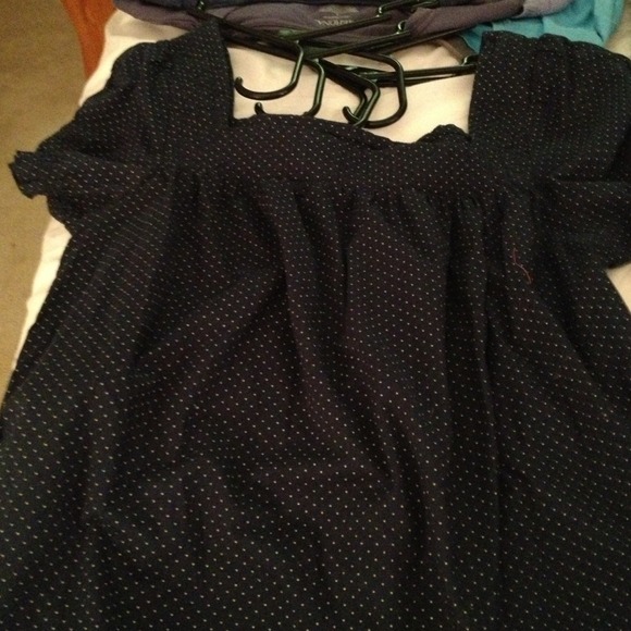 *****TRADED*****Old Navy polka dot top :)
