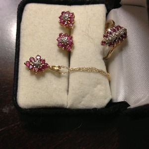 REDUCED!! Ruby and  Diamond Set in 10k