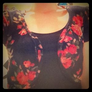 Half length sweater short sleeve