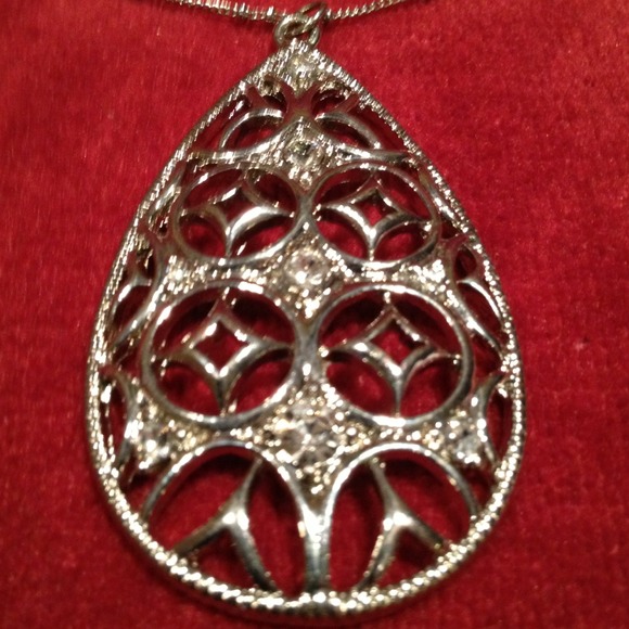 Rhinestone Jewelry - Picture 3 of 4