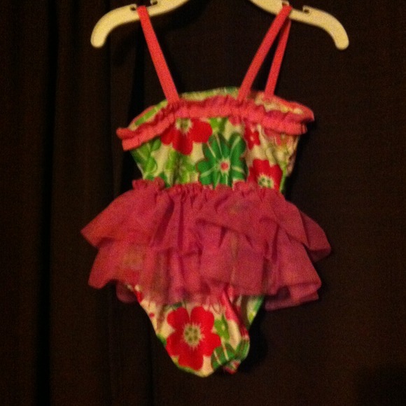 ✳Reserved✳ Arizona SwimSuit - Picture 2 of 2