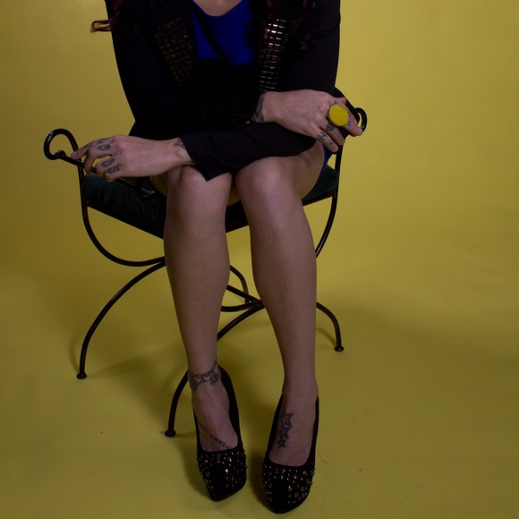 Meet ur seller! - Picture 3 of 4