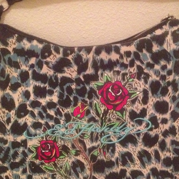 Ed hardy bag! - Picture 2 of 4