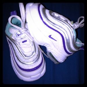 Toddler Nike Air max's