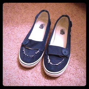 ❗❗Sold❗❗Vans Ashwood flats