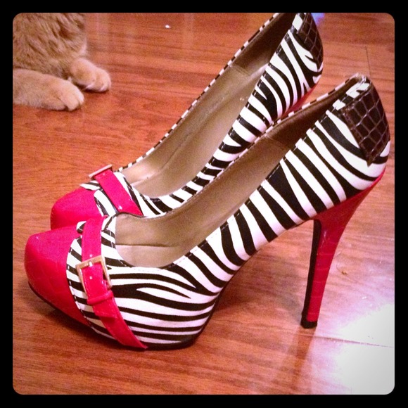 Shoes Sold In Bundlezebra Print Pump Poshmark