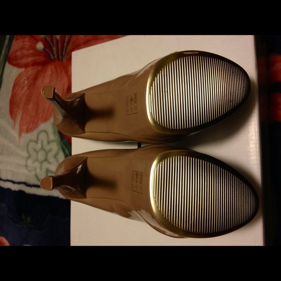 High heels! Classic nude pumps - Picture 3 of 3