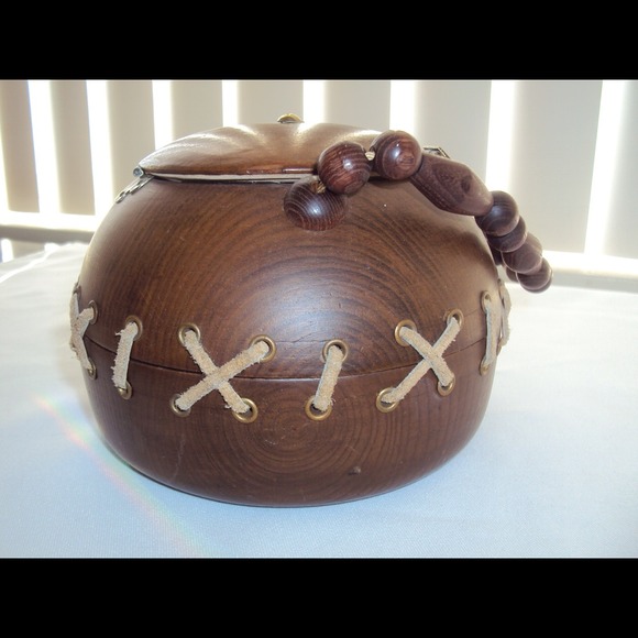 Vintage Wood Purse - Picture 4 of 4