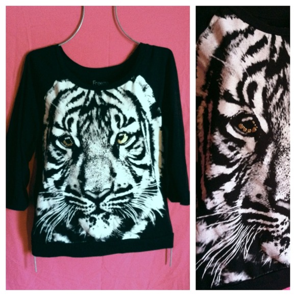 Tiger face sweater.
