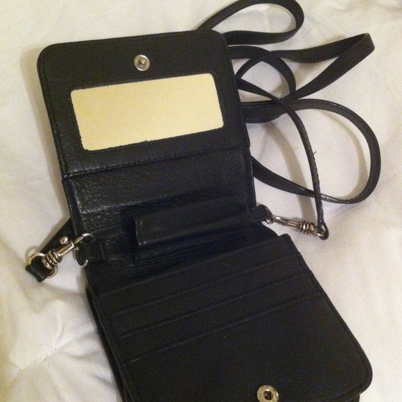 Vintage Compact Cross-body Organizer by Brighton. - Picture 3 of 4
