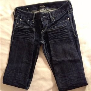 💢SOLD💢Express skinny jeans 👖