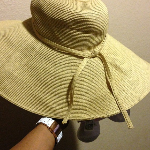 Arden b 100 percent paper straw brill hat