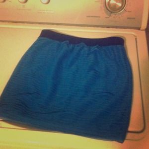 Blue Ruffle Tight Skirt