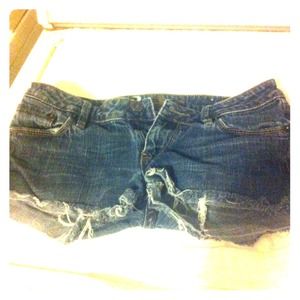⭐BULLHEAD cutoff frayed short shorts⭐size 3