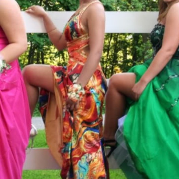 Prom/Cocktail Dress from Cache 🍸 - Picture 2 of 4