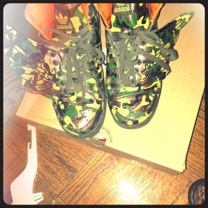 Jeremy Scott's camp wing.