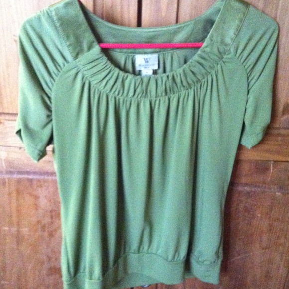 💢Sold💢Medium short sleeve blouse- green