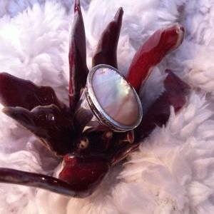 Sterling Silver mother if pearl ring.