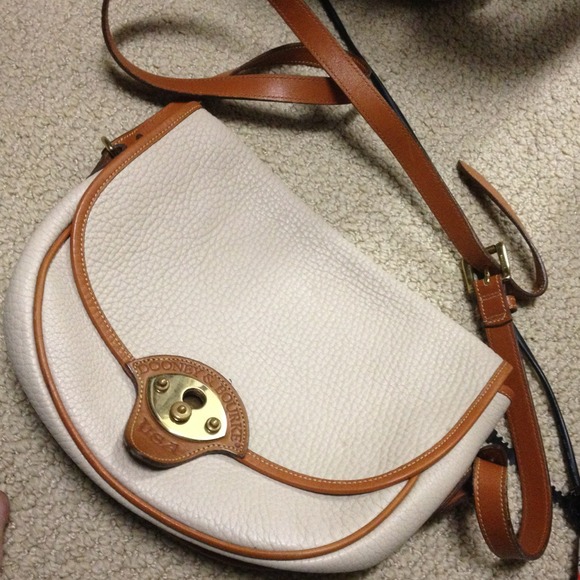 ❌SOLD!❌Vintage Dooney&Bourke. Cream with tan trim.