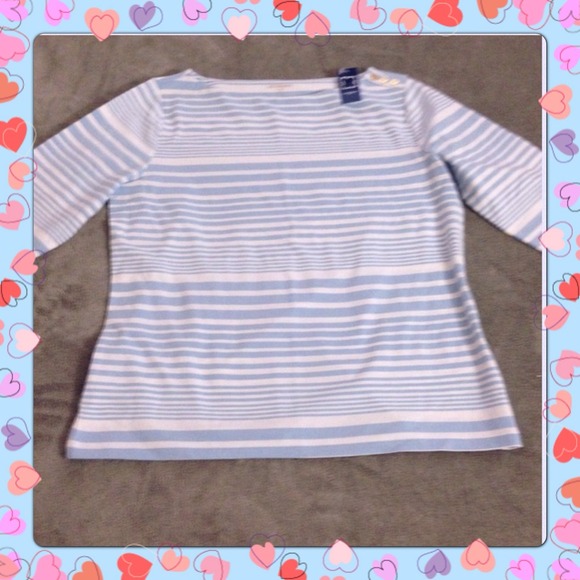 🌸REDUCED🌸Liz Claiborne blouse with white & blue
