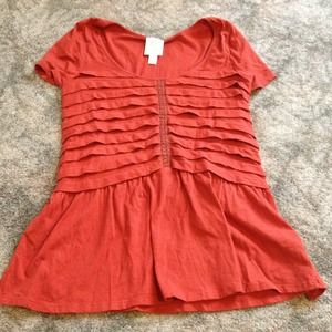 Sold as a bundle with 7 skirt