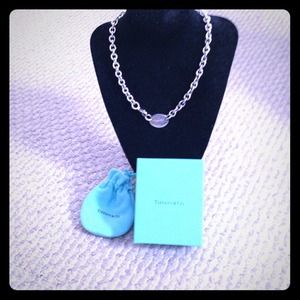 Return to Tiffany oval tag necklace
