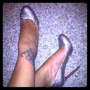 💯AUTHENTIC Christian Louboutins💯