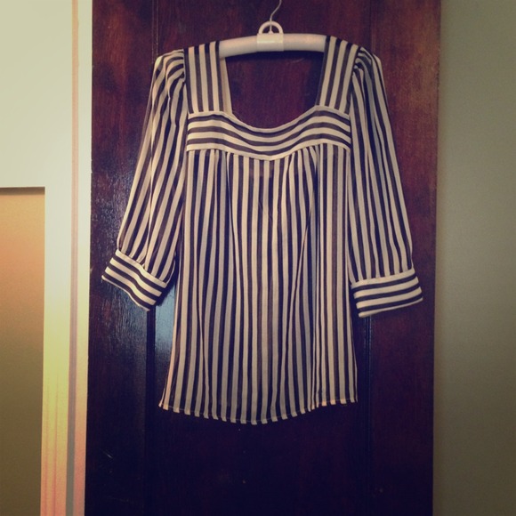 Small Urban Outfitters sheer blouse