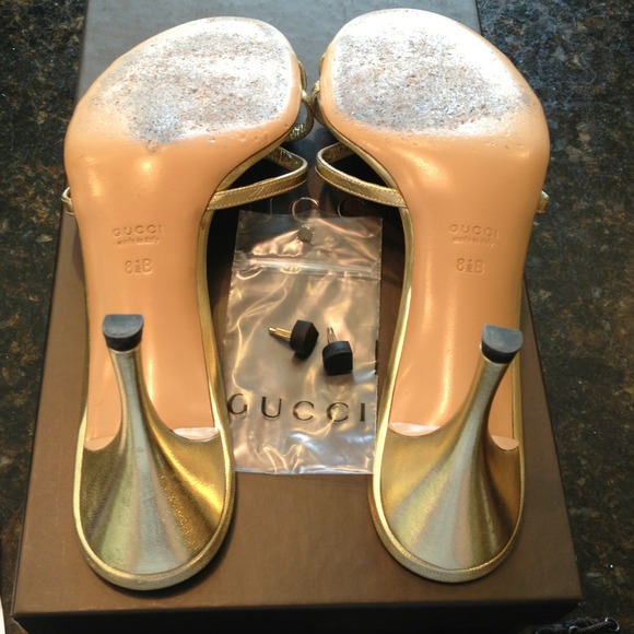 Authentic Gucci Gold - Picture 3 of 4
