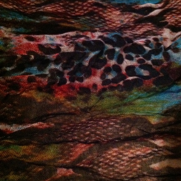 SCARF BUNDLE - Picture 2 of 3