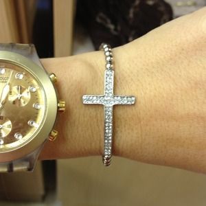 Silver cross bracelet. REDUCED