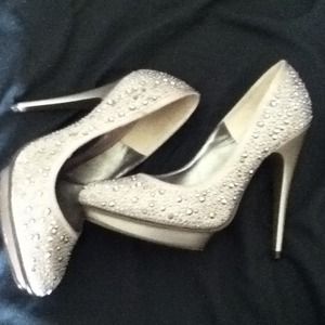 ANDREA gold diamonds 5 1/2 high heels shoes..