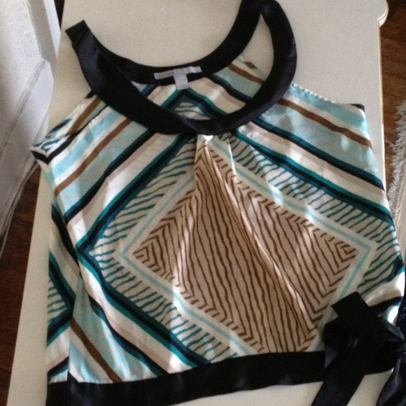 Old Navy Sea Green Black Patterned Top Size M - Picture 1 of 3