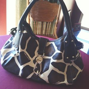 Dooney & Bourke hand bag