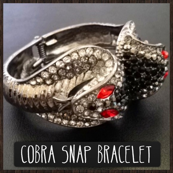 Topshop Jewelry - Cobra Snap Bracelet