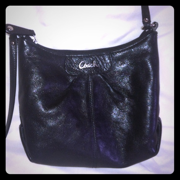 Authentic Coach cross body small leather bag