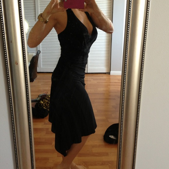 REDUCED. Perfect little black dress