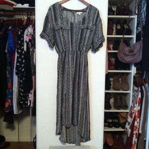 Urban Outfitters Dresses & Skirts - Silence + Noise Slit-Back Shirtdress Urban Outfitters Dresses & Skirts - Silence + Noise Slit-Back Shirtdress
