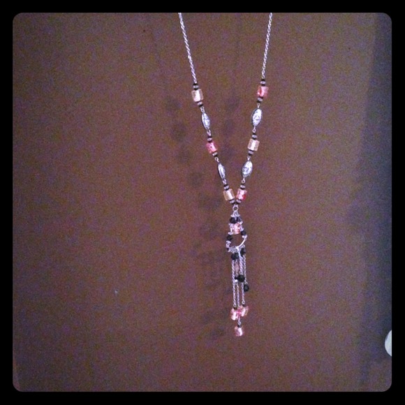 Necklace - Picture 1 of 2