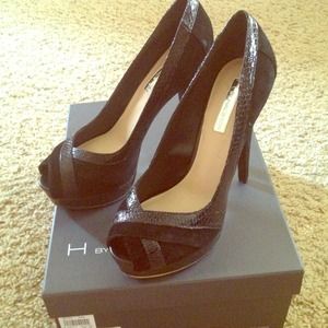 Brand new, never worn beautiful heels