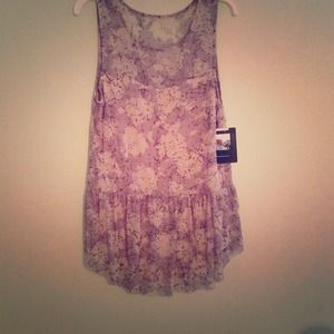 Tops - 🚫SOLD🚫 Urban Outfitters sleeveless top Tops - 🚫SOLD🚫 Urban Outfitters sleeveless top