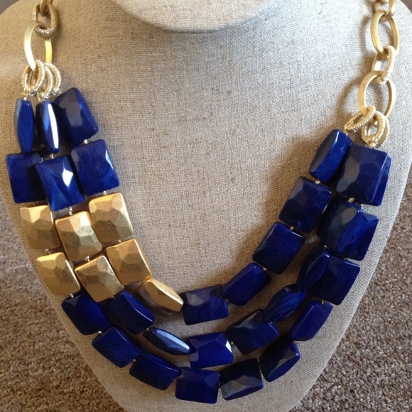 ❤Reserved❤Bahari stone necklace